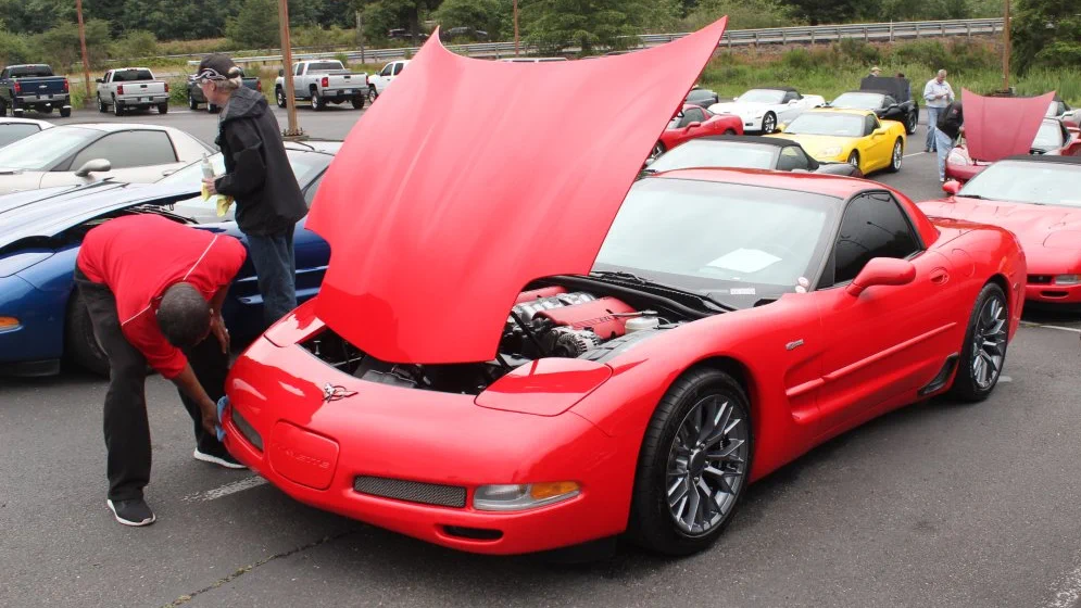 Corvette Generations/C5/C5 Red (12).webp